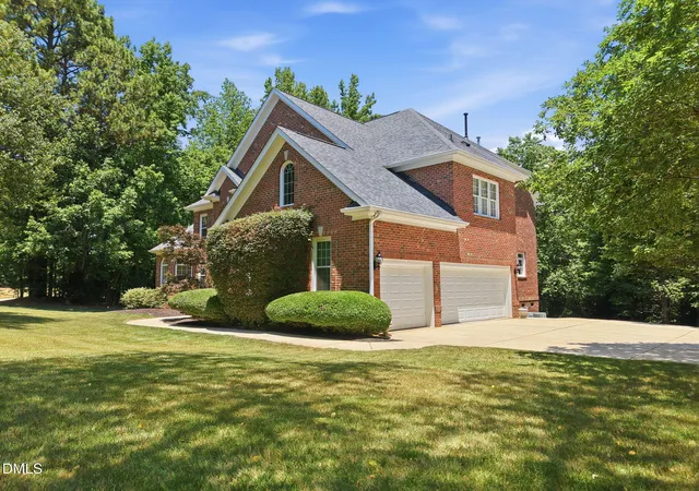 Photo 4 of Single family home for sale at 1308 Ballyclare Ct, Raleigh, NC 27614 | MLS# 10175445 | Listing updated on 2026-10-02