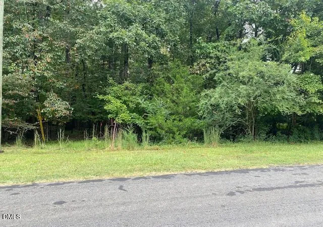 Photo 3 of Sale Pending at 5514 Earl Rd, Durham, NC 27712 | MLS# 10171856 | Listing updated on 2026-09-02