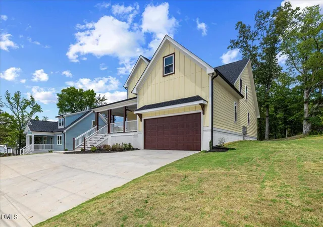 Photo 3 of Single family home for sale at 2101 Cheek Rd, Durham, NC 27704 | MLS# 10172095 | Listing updated on 2026-08-02