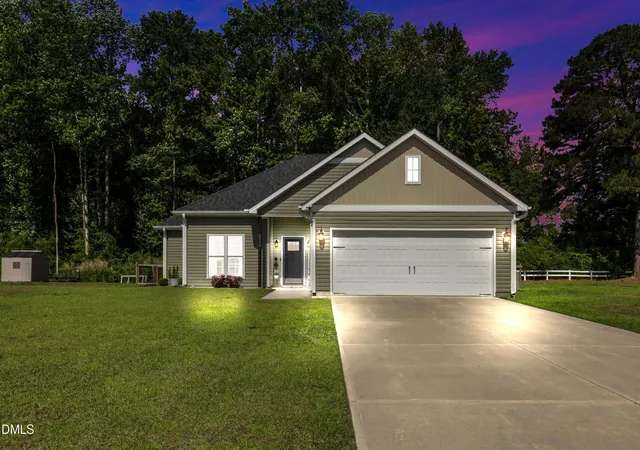 2nd image of 830 Bright Leaf Rd, Kinston, NC 28504 | MLS# 10172222