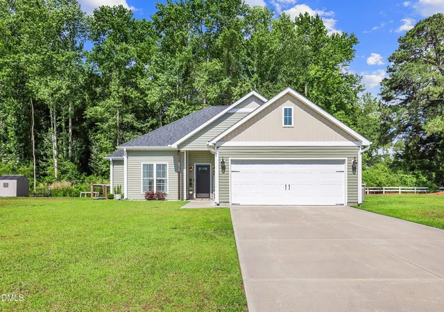 1st image of 830 Bright Leaf Rd, Kinston, NC 28504 | MLS# 10172222