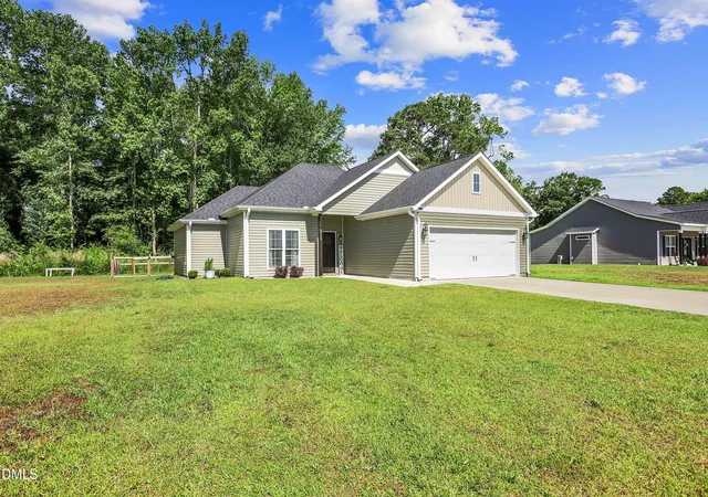 Photo 3 of Sale Pending at 830 Bright Leaf Rd, Kinston, NC 28504 | MLS# 10172222 | Listing updated on 2026-07-18