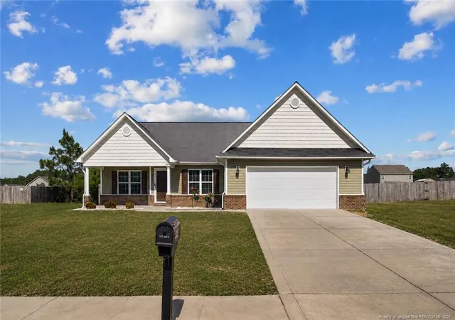 Homes for sale in Raeford, NC | 454 Blackhawk Ln, Raeford, NC 28376 | MLS# 763813