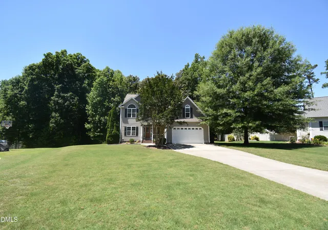 3rd image of 220 Langdon Pointe Dr, Garner, NC 27529 | MLS# 10172263