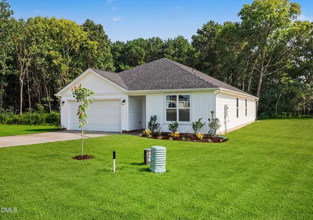 2nd image of 11 Baxley Dr #(lot 28), Dunn, NC 28334 | MLS# 10171980
