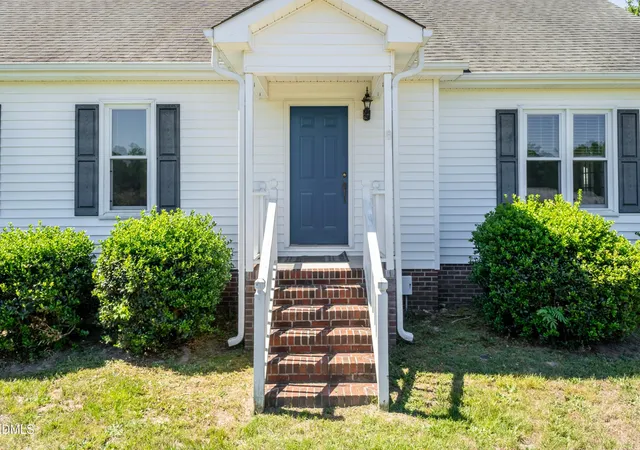Photo 3 of Sale Pending at 4500 Indian Hawk Way, Zebulon, NC 27597 | MLS# 10172022 | Listing updated on 2026-09-26