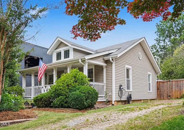 2nd image of 1008 Parker St, Raleigh, NC 27607 | MLS# 10173148