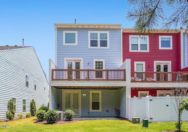 Photo 3 of Townhouse for sale at 549 Metro Sta, Apex, NC 27502 | MLS# 10172093 | Listing updated on 2026-08-30