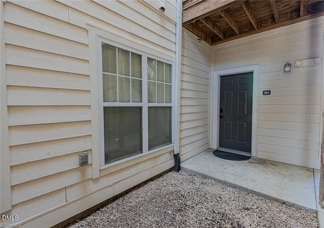 3rd image of 302 Campus Walk Trl, Elon, NC 27244 | MLS# 10172085