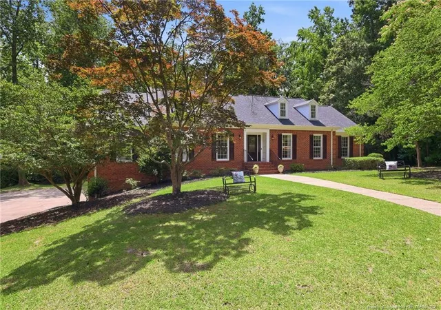 2nd image of 610 St Georges Hl, Fayetteville, NC 28303 | MLS# 763802