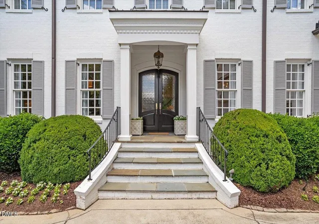 Photo 2 of Sale Pending at 323 Yadkin Dr, Raleigh, NC 27609 | MLS# 10172731 | Listing updated on 2026-09-15