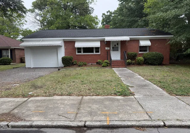 1st image of 316 Hamby St, Clayton, NC 27520 | MLS# 10172242
