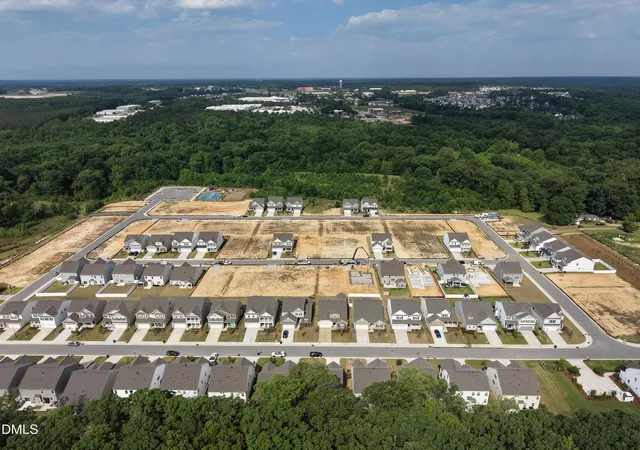 4th image of 261 Frd Mdws Dr, Garner, NC 27529 | MLS# 10172335
