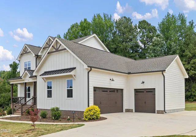 Homes for sale in Creedmoor, NC | 1206 Pond Side Dr, Creedmoor, NC 27522 | MLS# 10174974