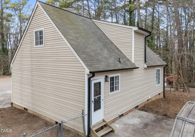 Photo 3 of Single family home for sale at 3508 Rigel Ct, Raleigh, NC 27604 | MLS# 10172381 | Listing updated on 2026-08-31
