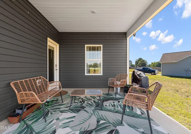 3rd image of 112 Napa Dr, Four Oaks, NC 27524 | MLS# 10172794