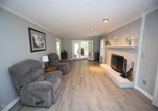 Photo 3 of Sale Pending at 4033 Saint Edmunds Ln, Apex, NC 27539 | MLS# 10189189 | Listing updated on 2026-09-20