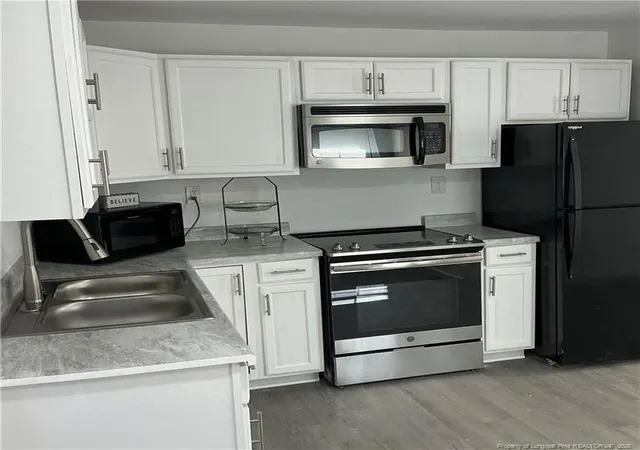 Photo 3 of Single family home for sale at 210 Sunset Ave, Fayetteville, NC 28301 | MLS# 763919 | Listing updated on 2026-07-18