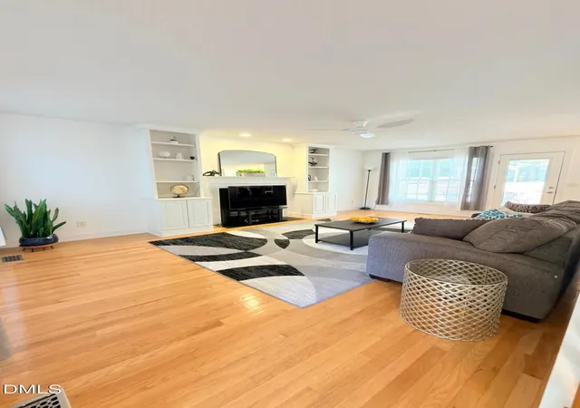 Photo 3 of Single family home for sale at 2100 Bridgeport Cir, Sanford, NC 27330 | MLS# 10172430 | Listing updated on 2026-10-03