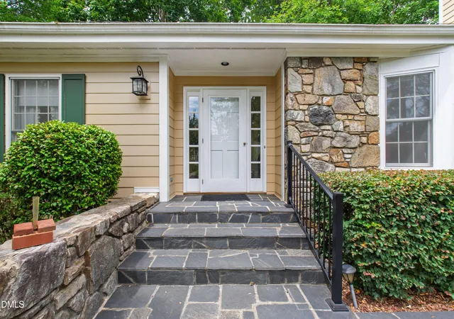 Homes for sale in Chapel Hill, NC | 101 Dundalk Dr, Chapel Hill, NC 27517 | MLS# 10177371