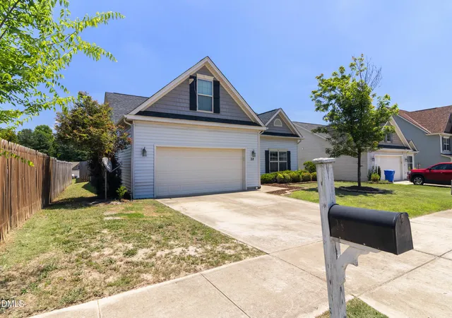 Photo 4 of Single family home for sale at 28 Arbor Loop, Angier, NC 27501 | MLS# 10172742 | Listing updated on 2026-09-13