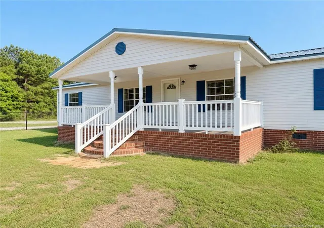 2nd image of 3460 Sunnydale Dr, Fayetteville, NC 28312 | MLS# 763934