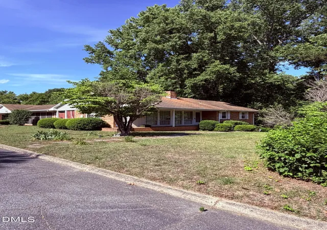2nd image of 1301 Ross Ave, Greensboro, NC 27406 | MLS# 10172447