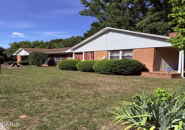 3rd image of 1301 Ross Ave, Greensboro, NC 27406 | MLS# 10172447