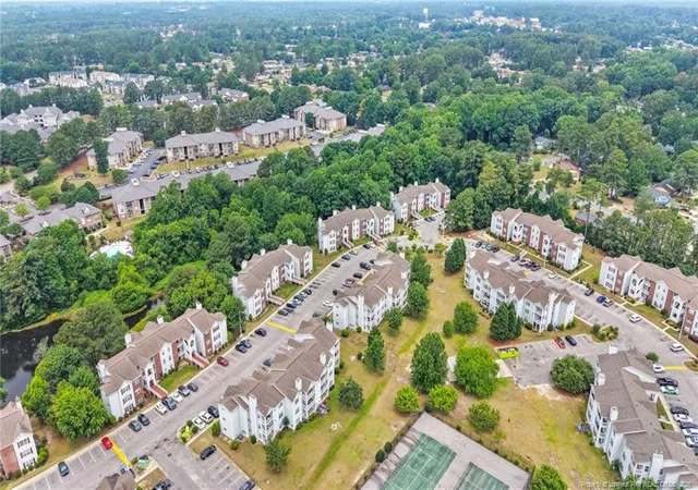 2nd image of 224 Waterdown Dr, Fayetteville, NC 28314