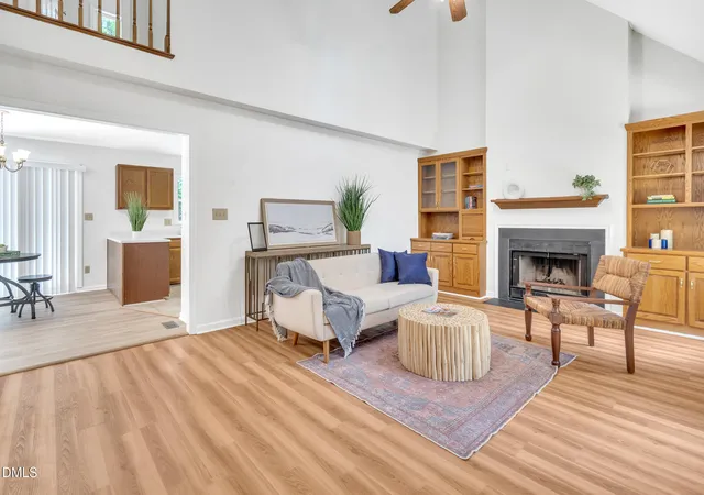 Photo 4 of Single family home for sale at 4 Sue Ann Ct, Durham, NC 27704 | MLS# 10173106 | Listing updated on 2026-09-04
