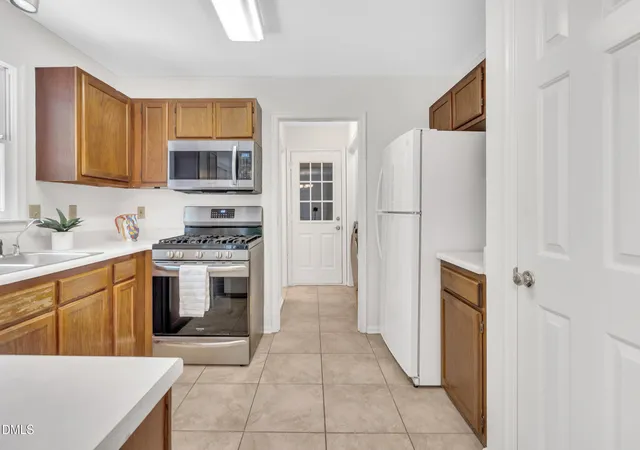 Photo 25 of Single family home for sale at 4 Sue Ann Ct, Durham, NC 27704 | MLS# 10173106 | Listing updated on 2026-09-04
