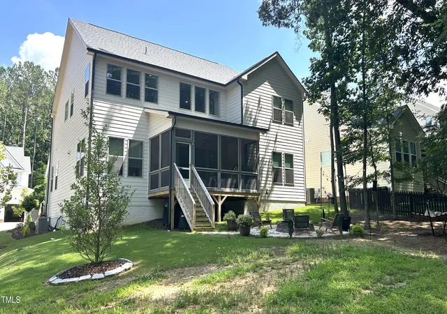 Homes for sale in Chapel Hill, NC | 127 Sanderway Dr, Chapel Hill, NC 27516 | MLS# 10174237