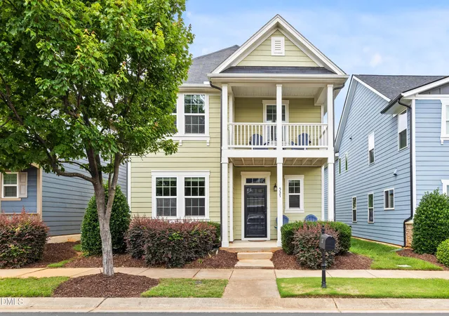 1st image of 537 Duchart Ln, Fuquay Varina, NC 27526 | MLS# 10172568