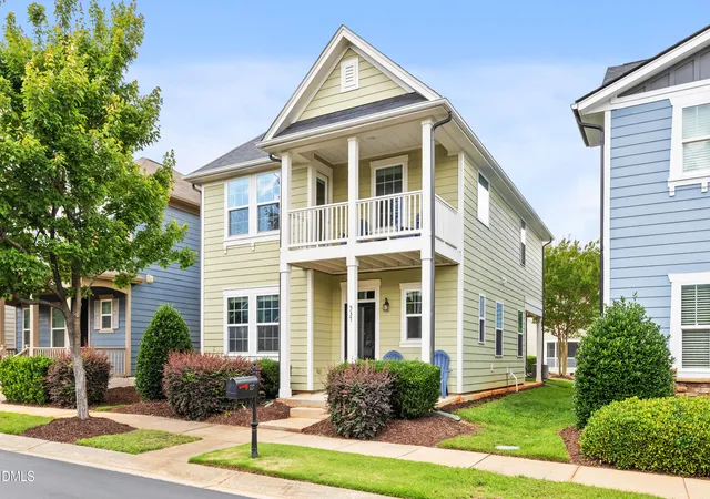2nd image of 537 Duchart Ln, Fuquay Varina, NC 27526 | MLS# 10172568
