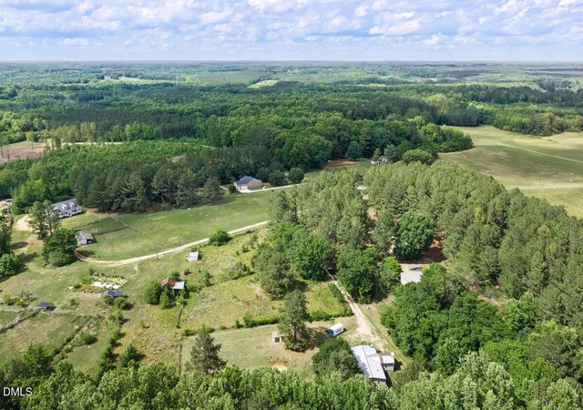 Photo 5 of Manufactured home for sale at 360 J B Leonard Rd, Castalia, NC 27816 | MLS# 10172680 | Listing updated on 2026-08-26