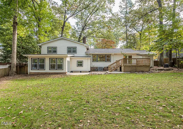Photo 3 of Single family home for sale at 5025 Quail Holw Dr, Raleigh, NC 27609 | MLS# 10173498 | Listing updated on 2026-08-31