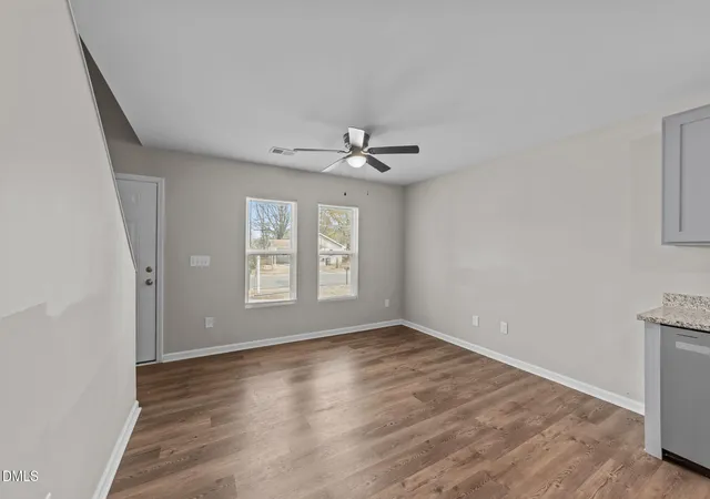 Photo 3 of House for sale at 215 N Sellers St, Selma, NC 27576 | MLS# 10172625 | Listing updated on 2026-09-04
