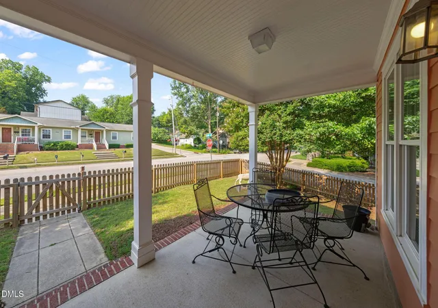 2nd image of 805 E Jones St, Raleigh, NC 27601 | MLS# 10177801