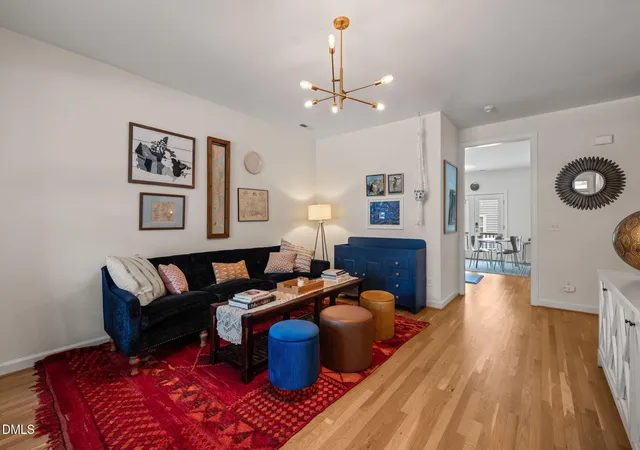 4th image of 805 E Jones St, Raleigh, NC 27601 | MLS# 10177801