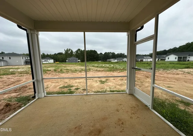 Photo 3 of Single family home for sale at 12 Stradshire Ct, Zebulon, NC 27597 | MLS# 10172593 | Listing updated on 2026-09-02