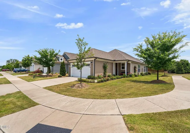 Photo 2 of Single family home for sale at 1645 White Admiral St, Fuquay Varina, NC 27526 | MLS# 10173040 | Listing updated on 2026-08-19