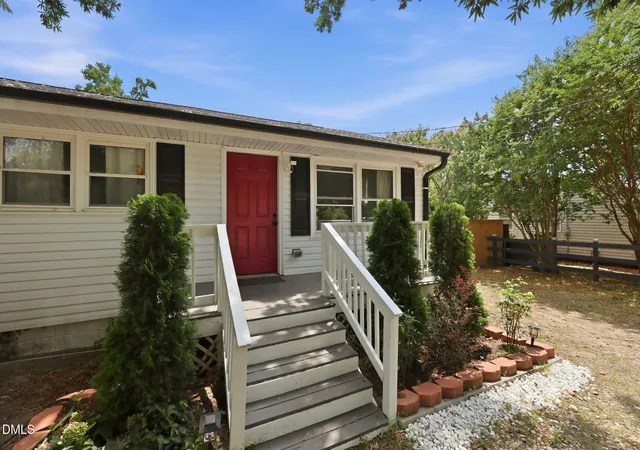3rd image of 3912 Memory Ln, Raleigh, NC 27604 | MLS# 10174652