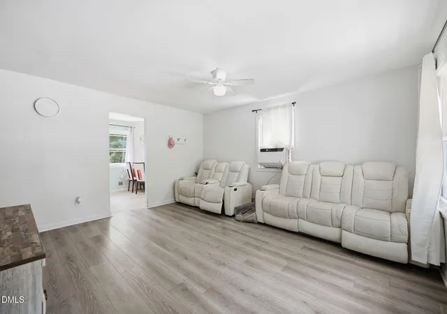 4th image of 3912 Memory Ln, Raleigh, NC 27604 | MLS# 10174652