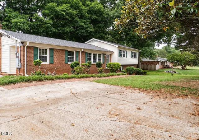 3rd image of 1311 Fleming Rd, Greensboro, NC 27410 | MLS# 10172999