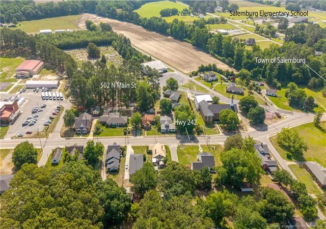 Homes for sale in Salemburg, NC | 501 N Main St, Salemburg, NC 28385 | MLS# 764003