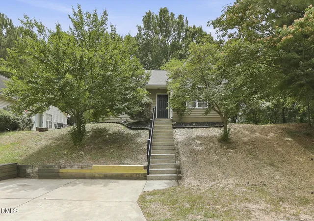 1st image of 620 Piper St, Durham, NC 27704 | MLS# 10173417