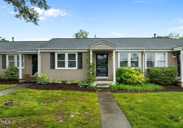 1st image of 2331 Bernard St, Raleigh, NC 27608 | MLS# 10172777