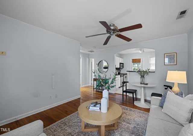 Listing Photo 4 - Condo for sale in building located at 2331 Bernard St, Raleigh, NC 27608