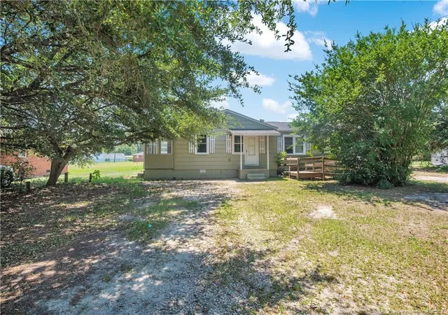 1st image of 1733/1737 Cumberland Dr, Fayetteville, NC 28311 | MLS# 763808