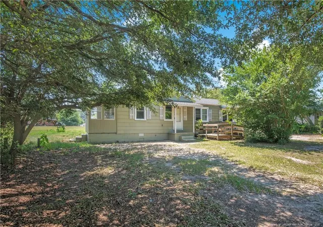 2nd image of 1733/1737 Cumberland Dr, Fayetteville, NC 28311 | MLS# 763808